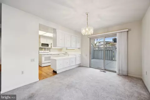 3366 Chiswick Ct #54-B, Silver Spring, MD 20906 photo 4