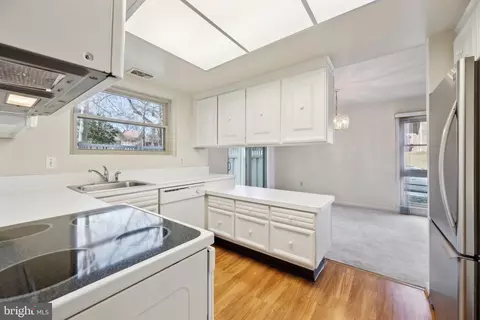 3366 Chiswick Ct #54-B, Silver Spring, MD 20906 photo 7
