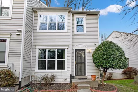 133 Kinsman View Cir, Silver Spring, MD 20901
