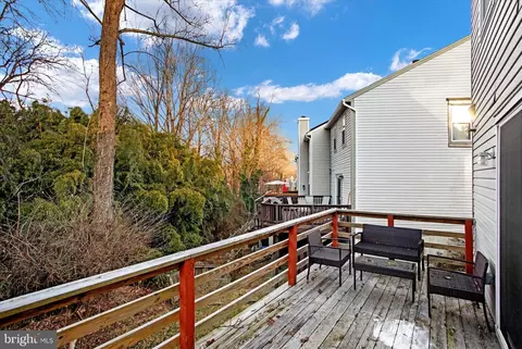 133 Kinsman View Cir, Silver Spring, MD 20901 photo 14