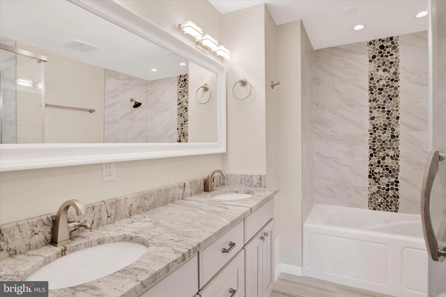 133 Kinsman View Cir, Silver Spring, MD 20901 photo 17