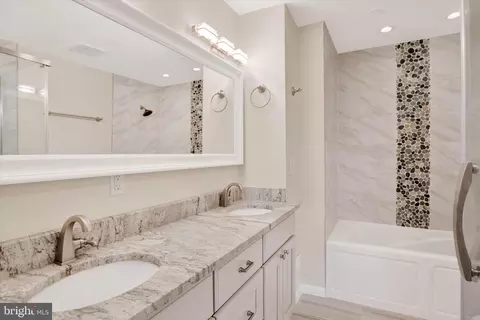 133 Kinsman View Cir, Silver Spring, MD 20901 photo 17