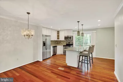 133 Kinsman View Cir, Silver Spring, MD 20901 photo 8