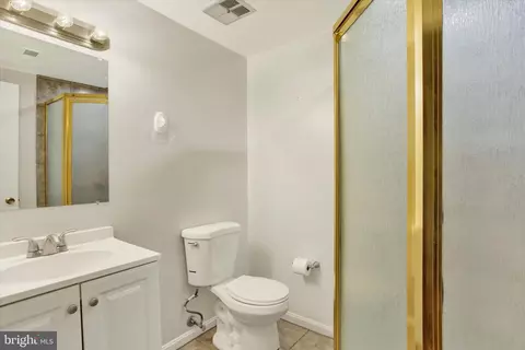 133 Kinsman View Cir, Silver Spring, MD 20901 photo 27