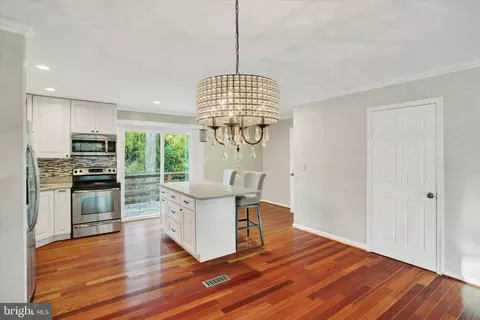 133 Kinsman View Cir, Silver Spring, MD 20901 photo 7