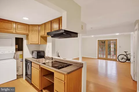 133 Kinsman View Cir, Silver Spring, MD 20901 photo 26