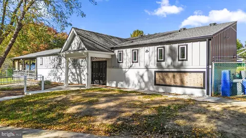 15301 Watergate Rd, Silver Spring, MD 20905 photo 38