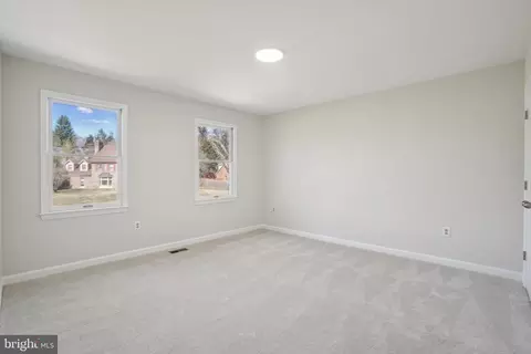 15301 Watergate Rd, Silver Spring, MD 20905 photo 22