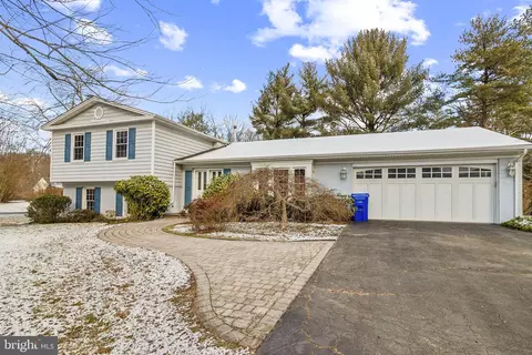 4921 Morning Glory Ct, Rockville, MD 20853