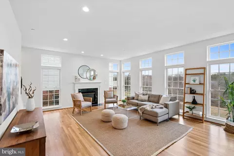 11341 Amberlea Farm Dr, North Potomac, MD 20878