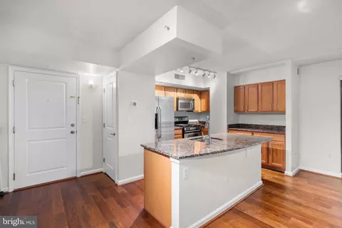 7923 Eastern Ave #406, Silver Spring, MD 20910 photo 11
