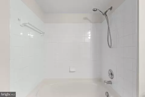 7923 Eastern Ave #406, Silver Spring, MD 20910 photo 17