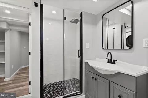 Bath - 803 Malcolm Dr, Silver Spring, MD 20901 photo 5 of 5