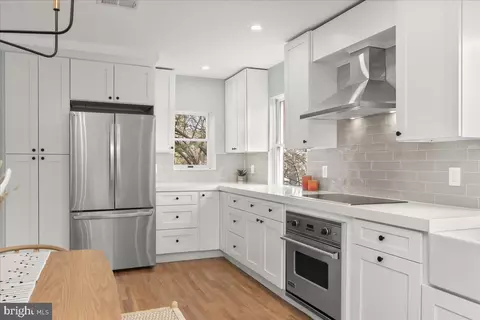 Kitchen - 803 Malcolm Dr, Silver Spring, MD 20901 photo 2 of 7