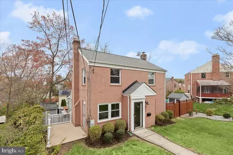 Exterior - 803 Malcolm Dr, Silver Spring, MD 20901 photo 4 of 15
