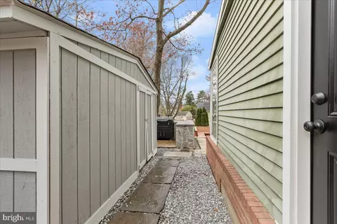 Entry Way - 803 Malcolm Dr, Silver Spring, MD 20901 photo 6 of 6