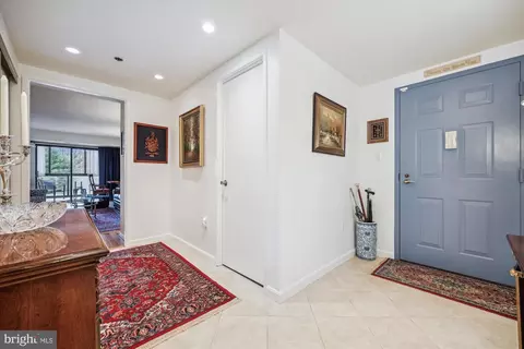 Entry Way - 15100 Interlachen Dr #4-526, Silver Spring, MD 20906 photo 1 of 4
