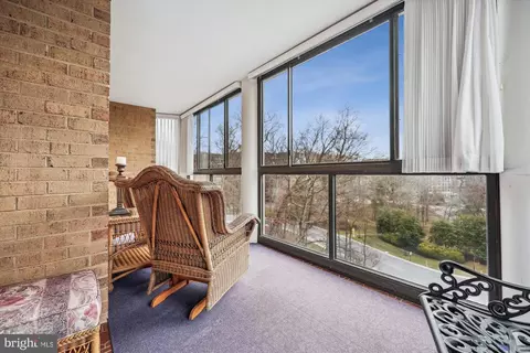 Exterior - 15100 Interlachen Dr #4-526, Silver Spring, MD 20906 photo 4 of 7