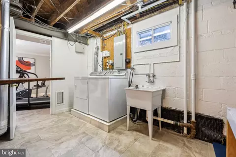 9016 Walden Rd, Silver Spring, MD 20901 photo 33