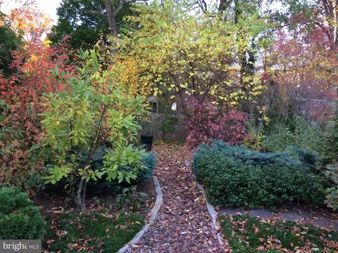 9016 Walden Rd, Silver Spring, MD 20901 photo 41