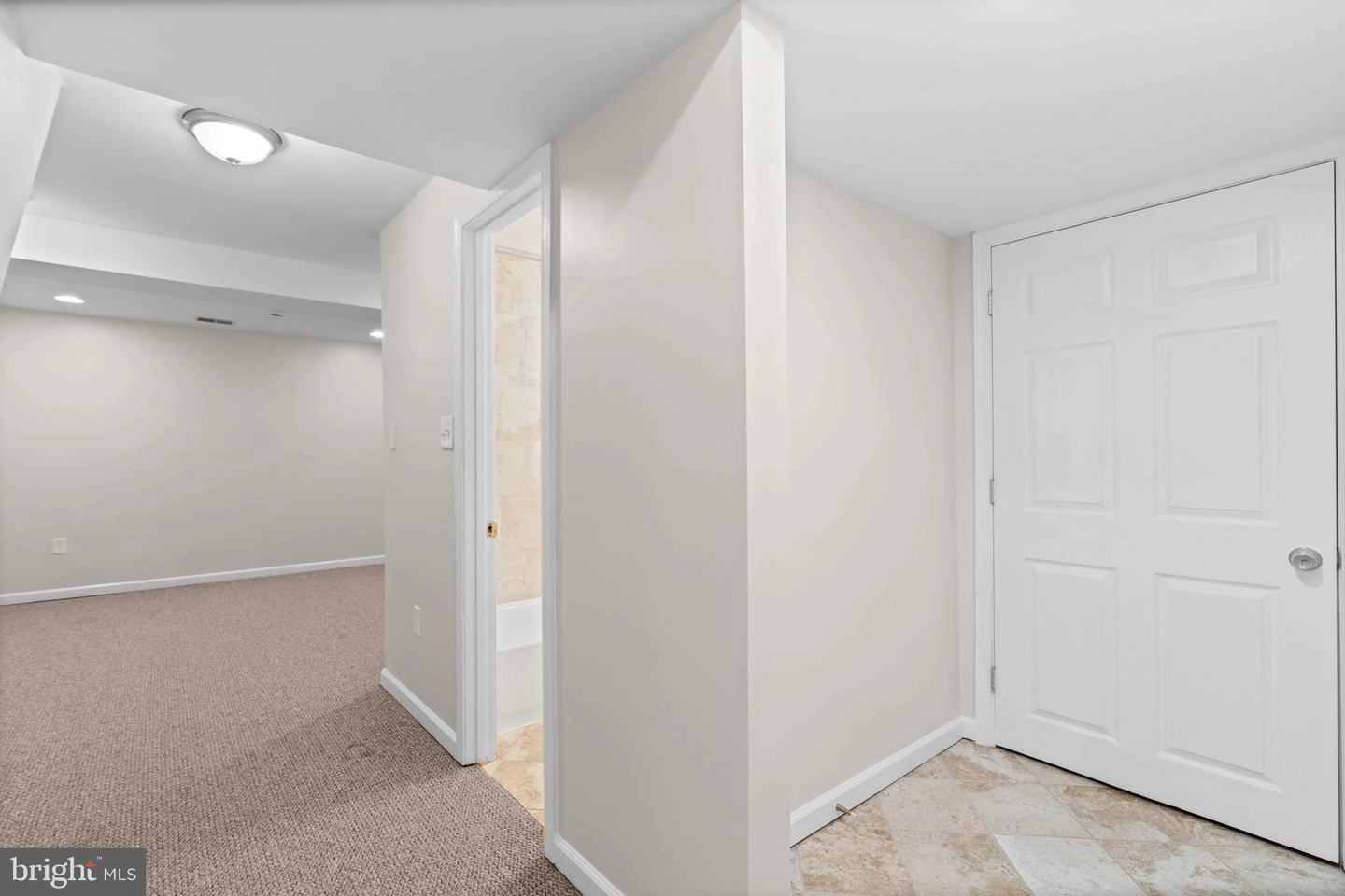 26 Kinsman View Cir, Silver Spring, MD 20901 photo 41