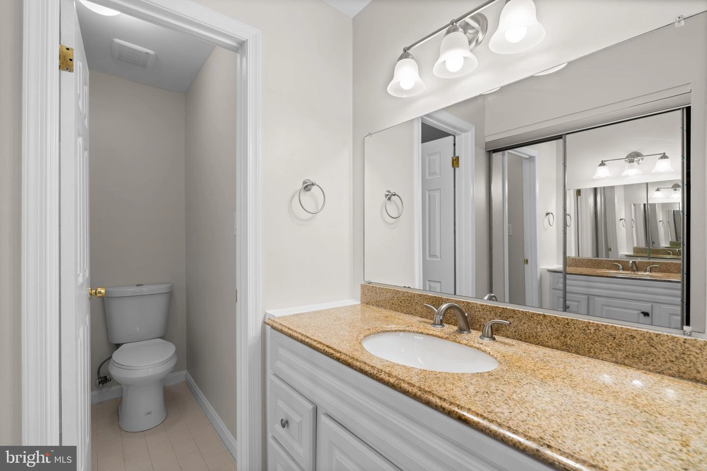 26 Kinsman View Cir, Silver Spring, MD 20901 photo 25