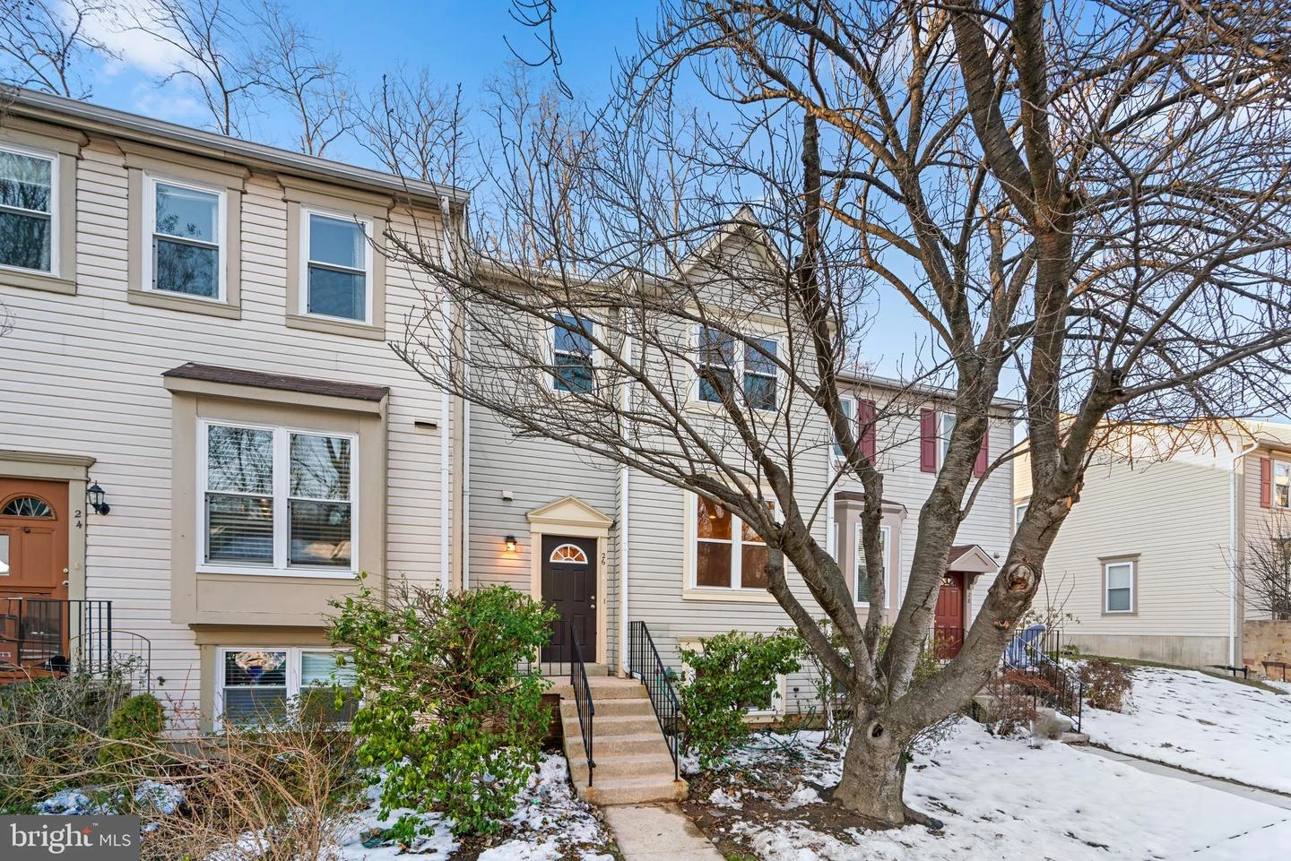 26 Kinsman View Cir, Silver Spring, MD 20901 photo 3