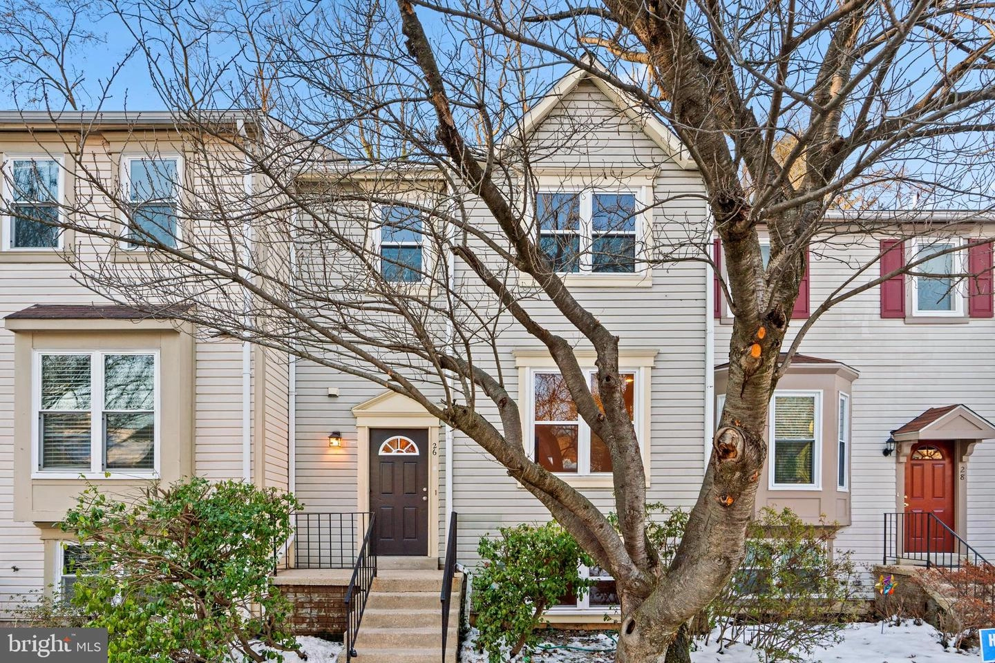 26 Kinsman View Cir, Silver Spring, MD 20901 photo 1