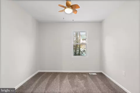 26 Kinsman View Cir, Silver Spring, MD 20901 photo 27