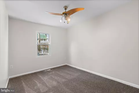 26 Kinsman View Cir, Silver Spring, MD 20901 photo 29