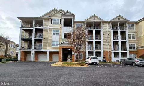 19625 Galway Bay Cir #404, Germantown, MD 20874