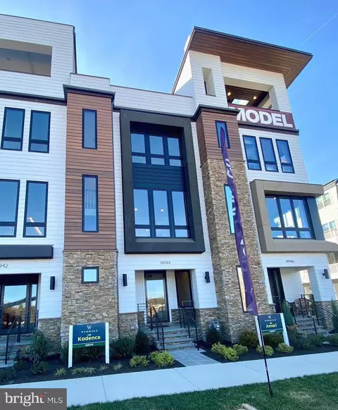 14924 Dispatch St #11, Rockville, MD 20850