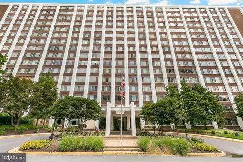 11801 Rockville Pike #905, Rockville, MD 20852