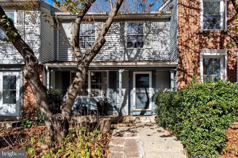 12526 Timber Hollow Pl, Germantown, MD 20874