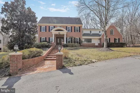11620 Piney Spring Ln, Potomac, MD 20854 photo 1