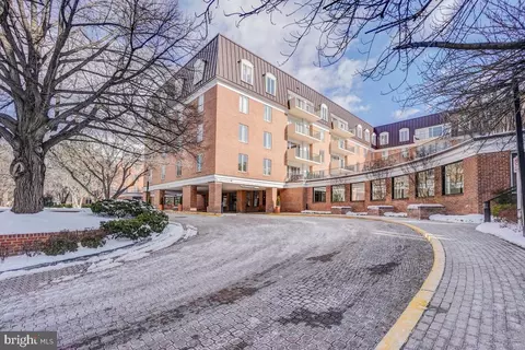 8101 Connecticut Ave #C710, Chevy Chase, MD 20815