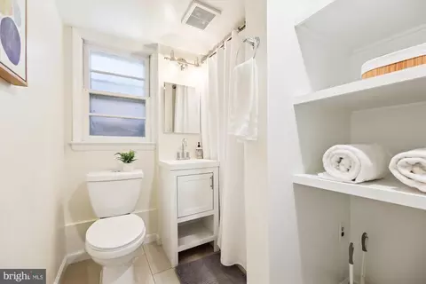 Bath - 11310 Mapleview Dr, Silver Spring, MD 20902 photo 3 of 3