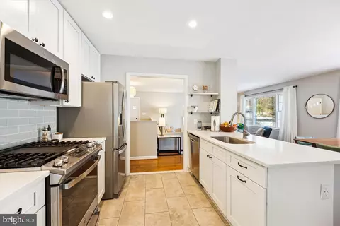 Kitchen - 11310 Mapleview Dr, Silver Spring, MD 20902 photo 6 of 6