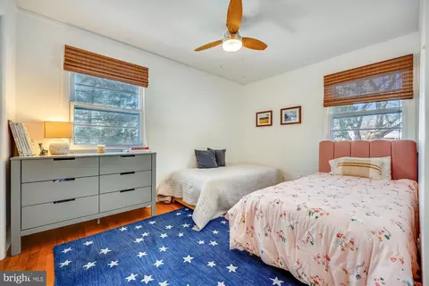 Bedroom - 11310 Mapleview Dr, Silver Spring, MD 20902 photo 3 of 5