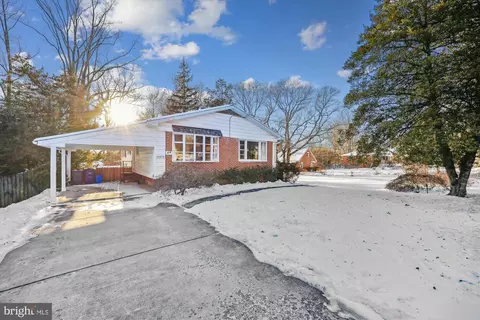 11310 Mapleview Dr, Silver Spring, MD 20902