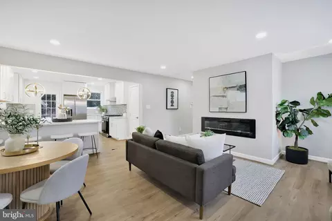 Living - 9407 Ocala St, Silver Spring, MD 20901 photo 2 of 3