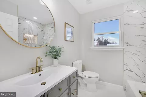 Bath - 9407 Ocala St, Silver Spring, MD 20901 photo 3 of 6