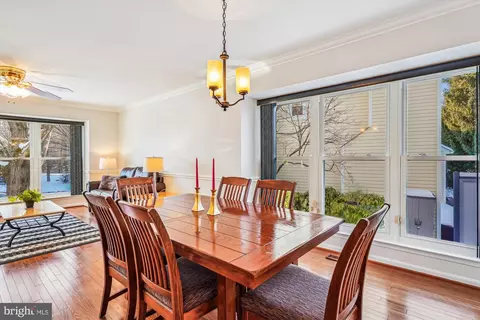 2604 Summer Hill Ct, Silver Spring, MD 20904 photo 7