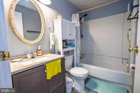 Bath - 14244 Castle Blvd #110-80, Silver Spring, MD 20904 photo 1 of 2
