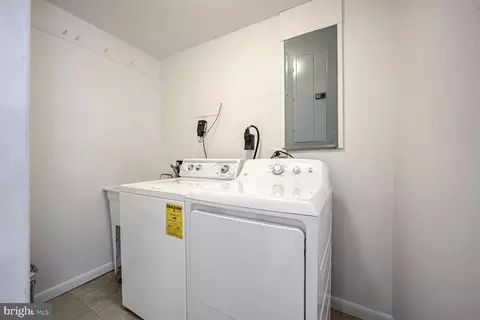 10404 Leslie Ct, Silver Spring, MD 20902 photo 33