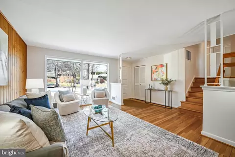 10404 Leslie Ct, Silver Spring, MD 20902 photo 5