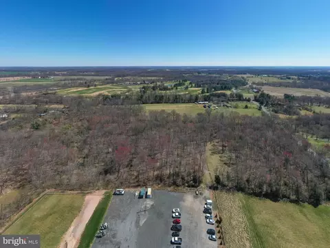 19601 Darnestown Rd, Beallsville, MD 20839