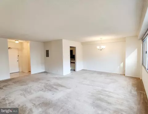 4515 Willard Ave #1116S, Chevy Chase, MD 20815