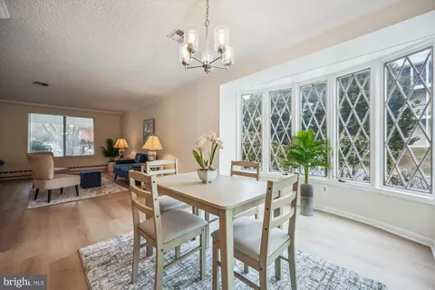 15400 Bramblewood Dr #18-A, Silver Spring, MD 20906