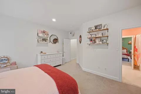 Bedroom - 1507 Sandy Glenn Pl, Sandy Spring, MD 20860 photo 10 of 11